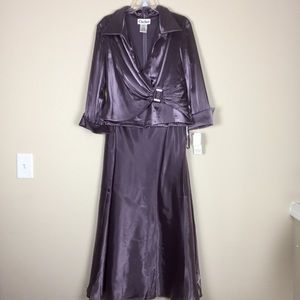 Women’s Sz 14 Cachet Skirt Top Dress Set NWT